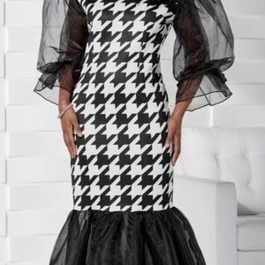 Black and White Sheath Dress with Bishop Sleeves
